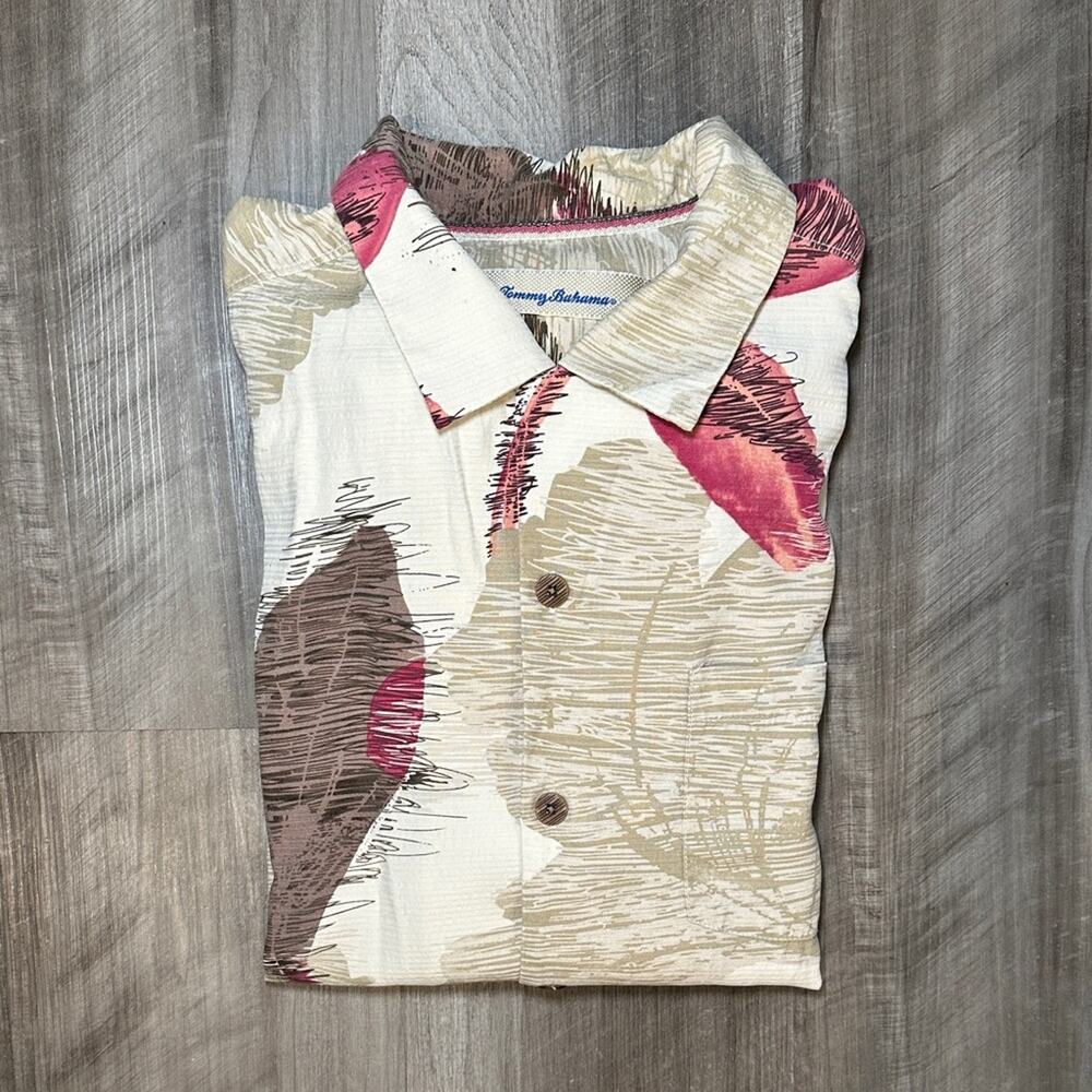 Tommy Bahama Silk Hawaiian Floral Short Sleeve Button Down - Medium